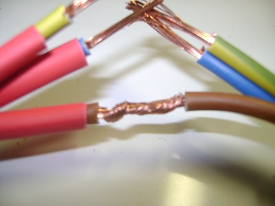 a_connection_5_cable_free_10.JPG